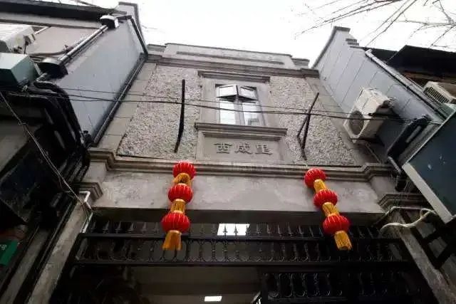 突发：乌海军副司令遭俄军导弹击中身亡！刚刚，北京最新通报，中铁十一局14名员工阳性：深感自责！海淀一家五口感染，首都机场紧急通知