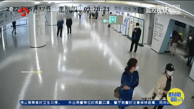 决不放弃！南京老人突发心跳骤停 医护抢救44分钟战胜死神