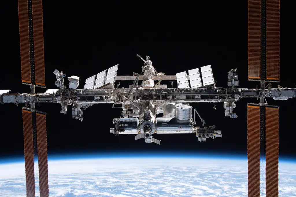 国际太空站，国际太空站有趣动态图？
