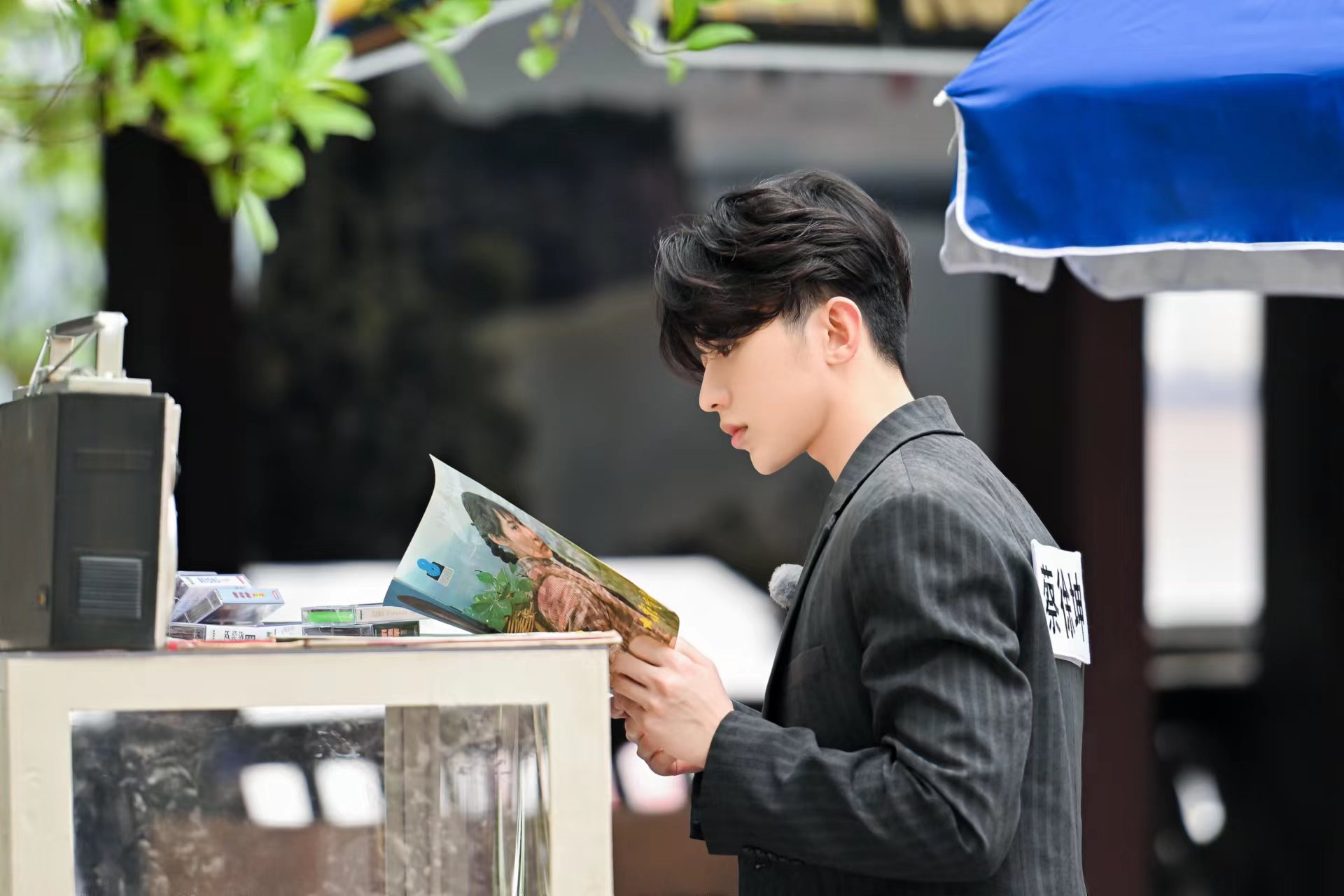 《奔跑吧》第十季开播：温暖治愈的“青春之约”，擦亮浪漫“旧时光”