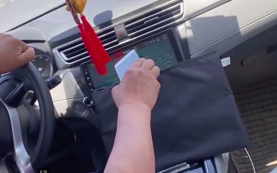 ֣��һ���⳵��������Ƶ���շѣ���˾��Ӧ��˾����ͣ�ˣ��������ֶ�û����