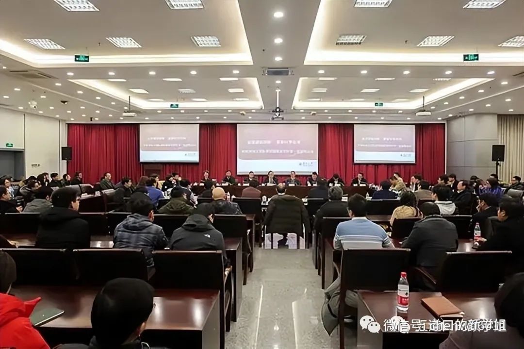 三位女生举报三位老师，聊聊新闻漩涡里的南开大学