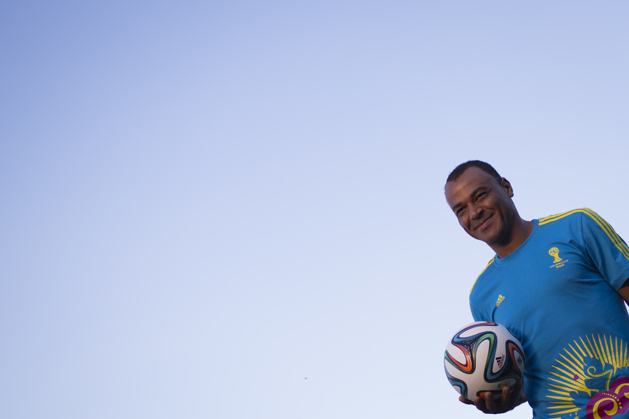 英国对巴西男篮世界杯（卡福：这支巴西不像过去那样依赖内马尔 02世界杯对阵英格兰最难）-华海博客