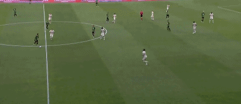 意甲奖杯什么时候出的（深一度｜AC米兰重夺意甲冠军，还是要靠马尔蒂尼）