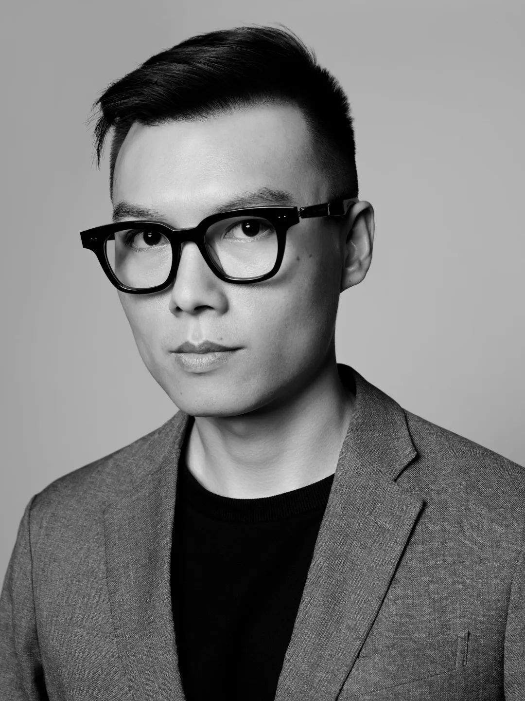 以去人类中心的方式想象未来：当人类与人工智能以新型关系一同塑造明日世界