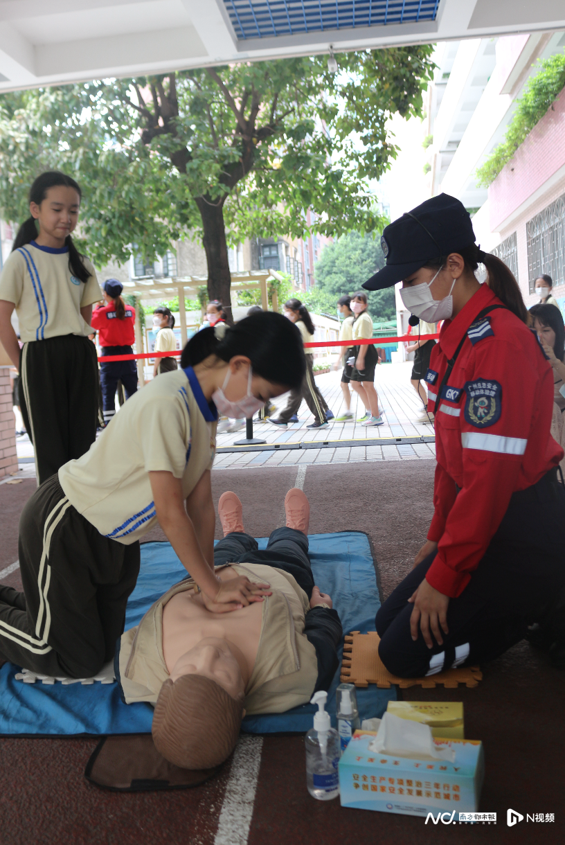 移动宣教车开进校园，学生沉浸式体验应急救援