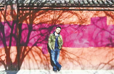 悼沈庆 青春的花开花谢 让我疲惫却不后悔