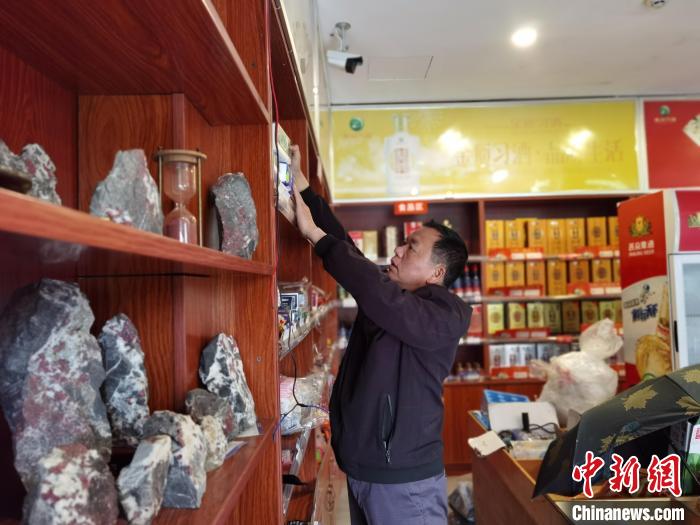 从“一汞独大”到“二次创业”贵州万山转身向绿