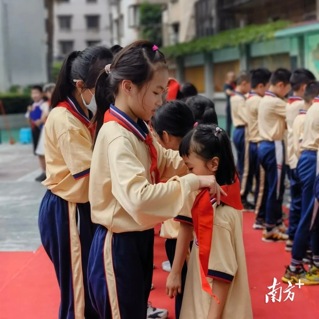 佛山市禅城区黎涌小学举行入队仪式(图4)