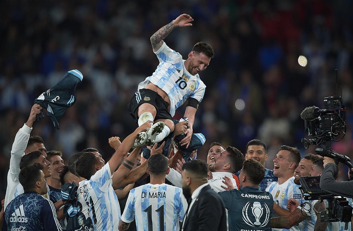 欧洲杯阿根廷队(3：0！阿根廷碾压意大利夺得欧美杯)
