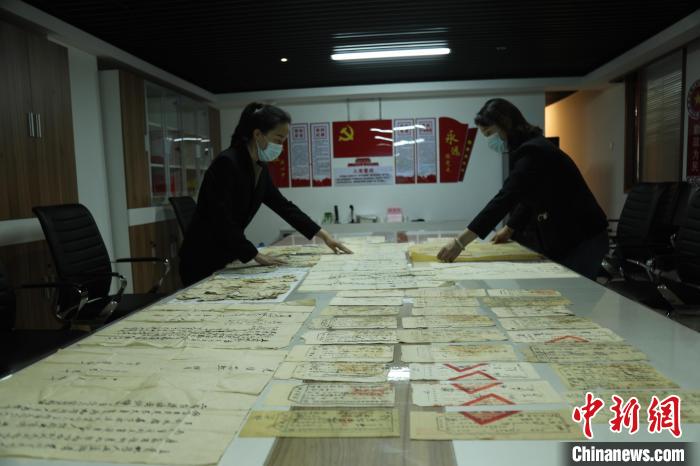 河北涿州发现12张老地契 最早为清道光十七年