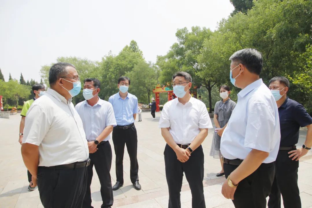 县委副书记县长刘铭督导检查假日景区疫情防控工作