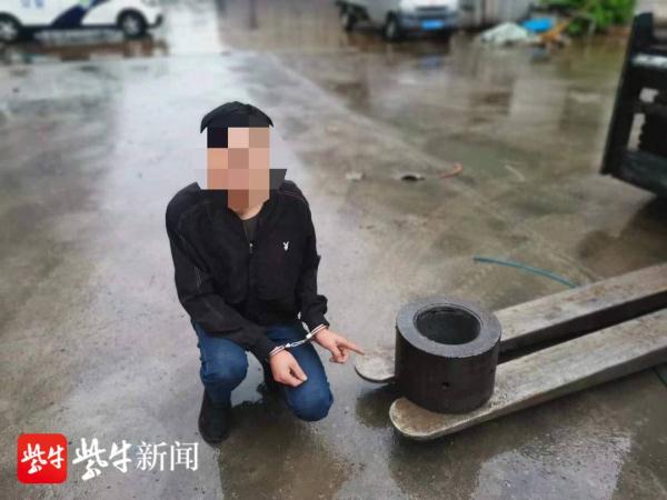 巨型螺母怎么不见了？原来是被他“滚”上车卖了