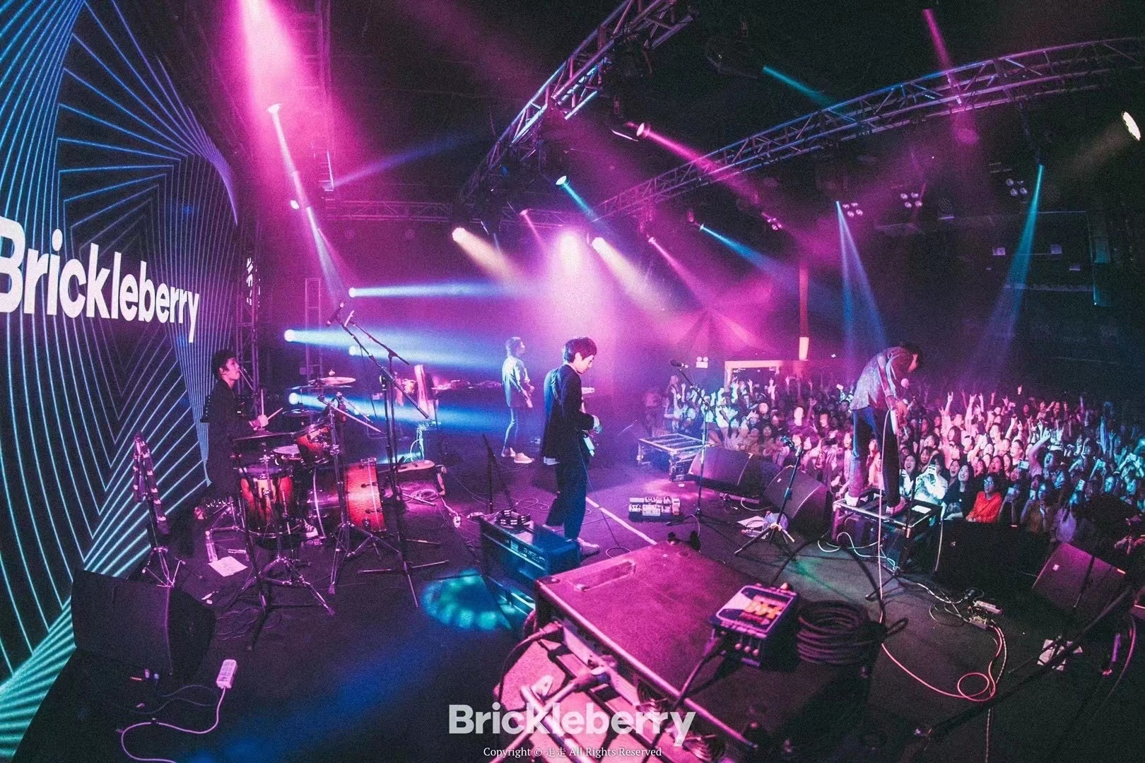 作为一种舶来品,livehouse在中国发展的时间只有二十