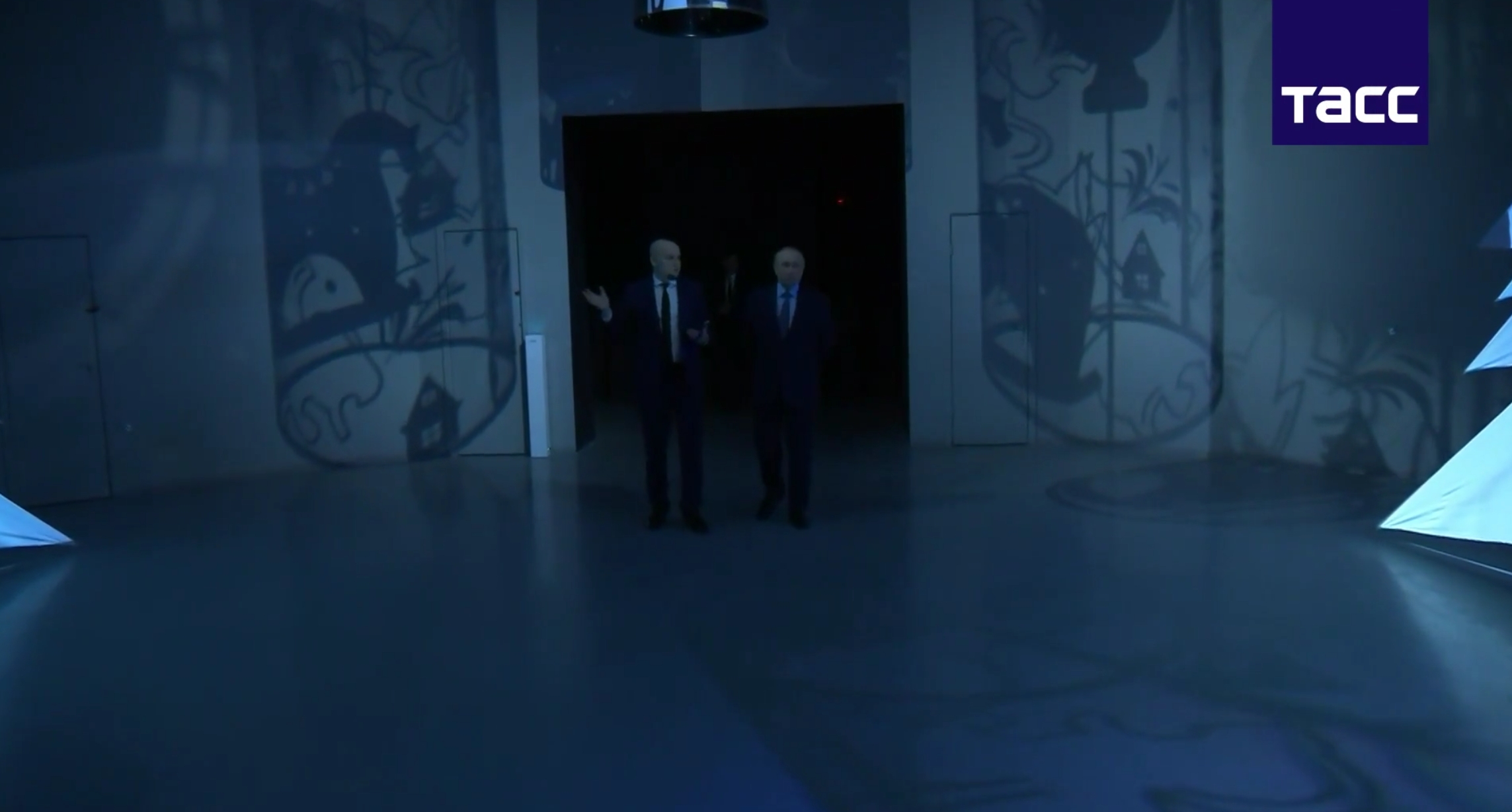 վ˵ô۽սCNNӽ̱ʽʤ