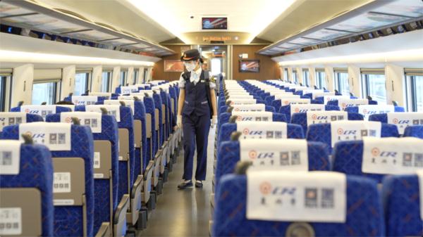 �������ڻ�վ��ô�һأ���ݹ������պ�