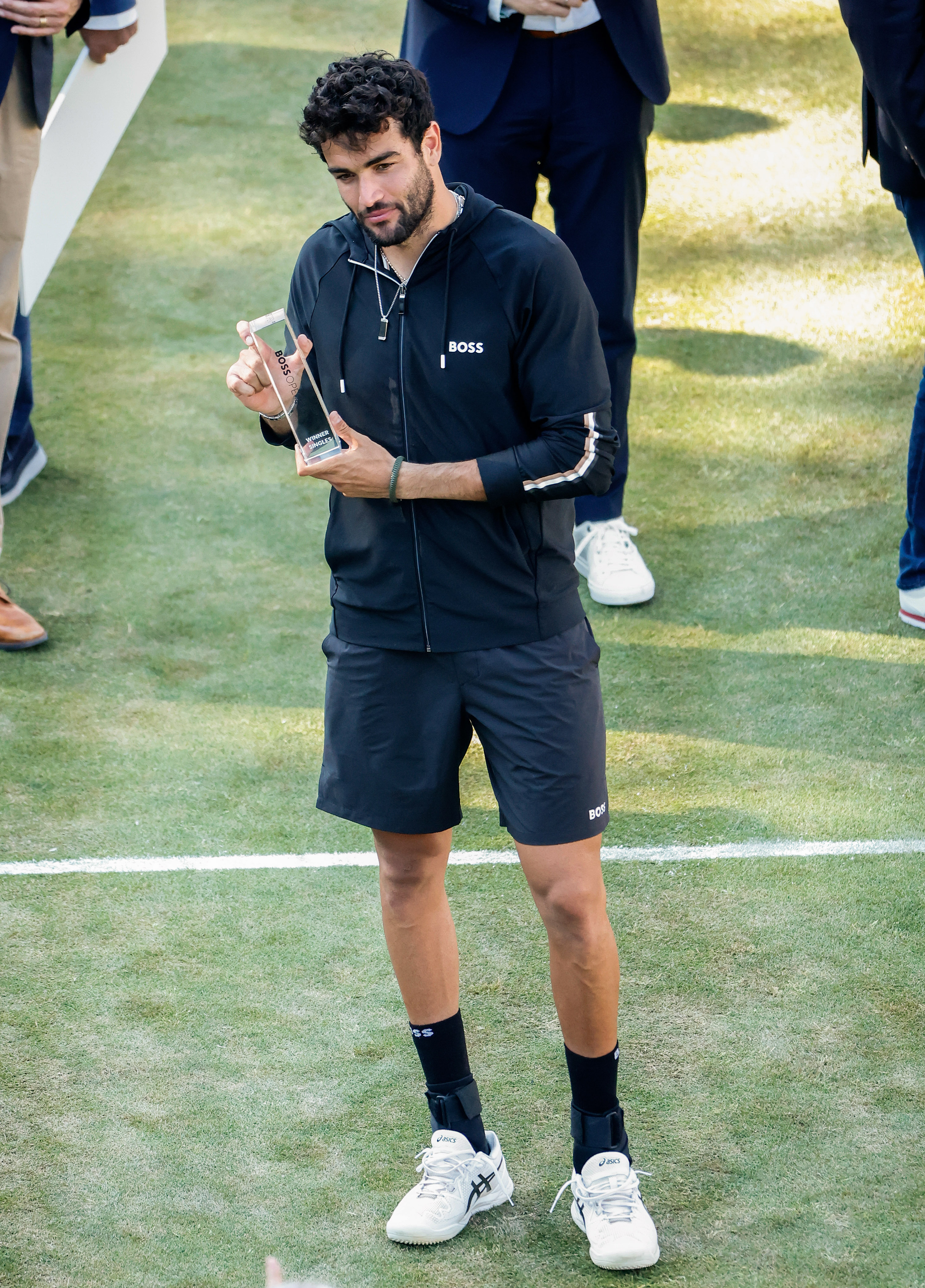 （体育）网球——斯图加特公开赛：贝雷蒂尼夺冠