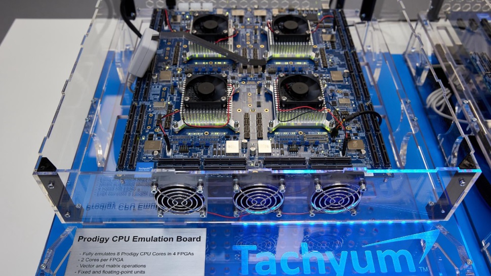Tachyum公布Prodigy规格：频率5.7GHz、128核、16通道DDR5-7200、950W功耗
