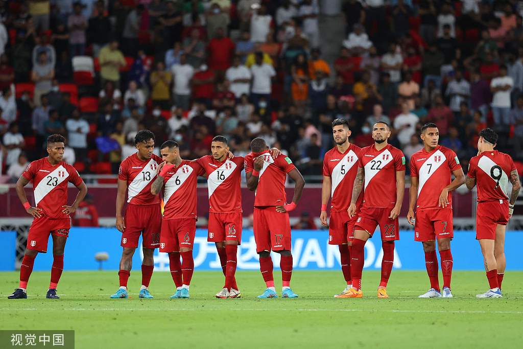 2022世界杯秘鲁澳大利亚(体坛联播｜澳大利亚点球击败秘鲁，6支亚足联球队晋级世界杯)