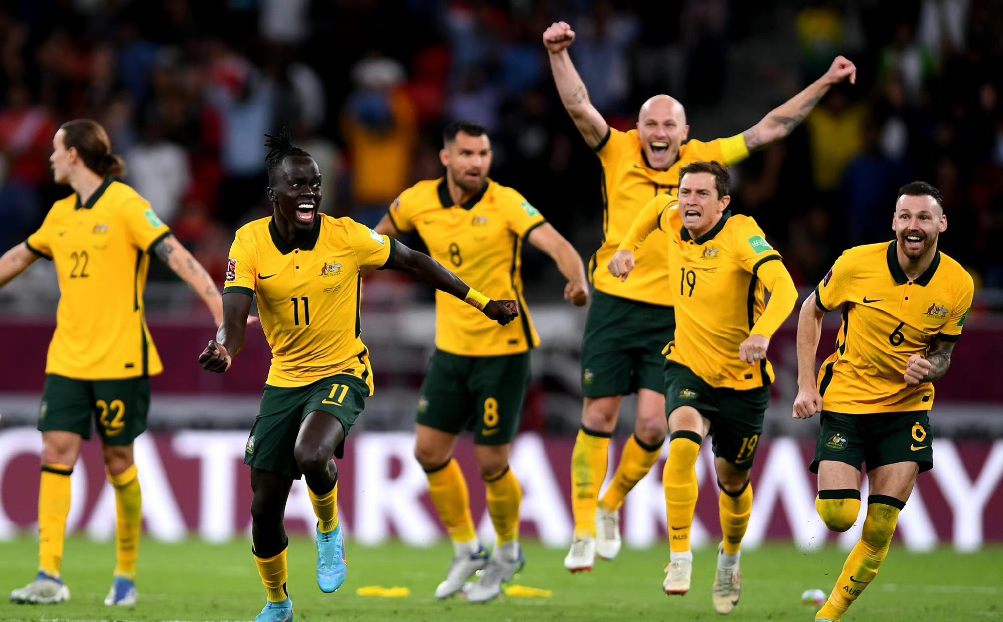 亚洲参加世界杯（创历史！亚洲六队晋级世界杯）-趣拿体育