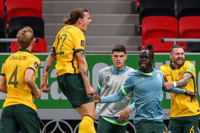 亚洲参加世界杯（创历史！亚洲六队晋级世界杯）