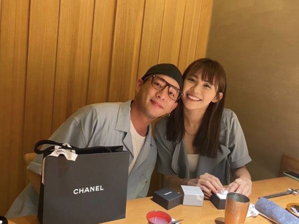 林萱瑜晒「贴脸照」依偎Junior！超闪生日大礼甜喊：谢谢葛格