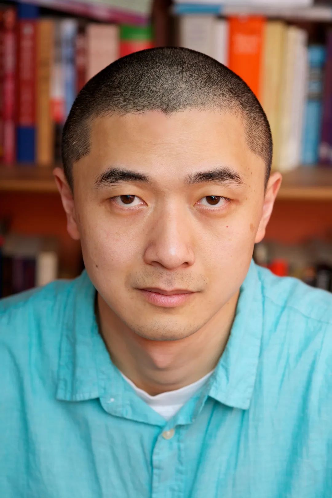 以去人类中心的方式想象未来：当人类与人工智能以新型关系一同塑造明日世界