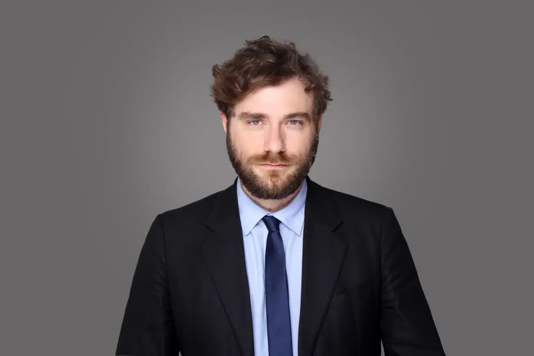 以去人类中心的方式想象未来：当人类与人工智能以新型关系一同塑造明日世界