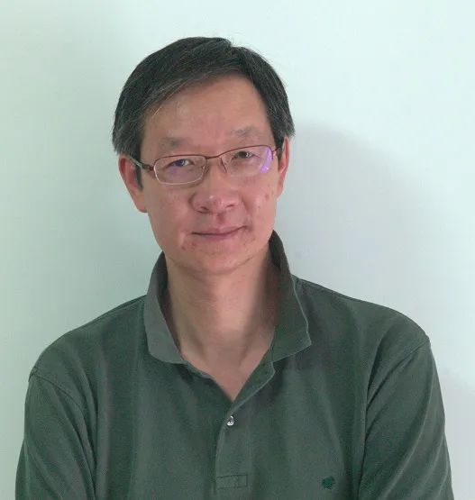 以去人类中心的方式想象未来：当人类与人工智能以新型关系一同塑造明日世界