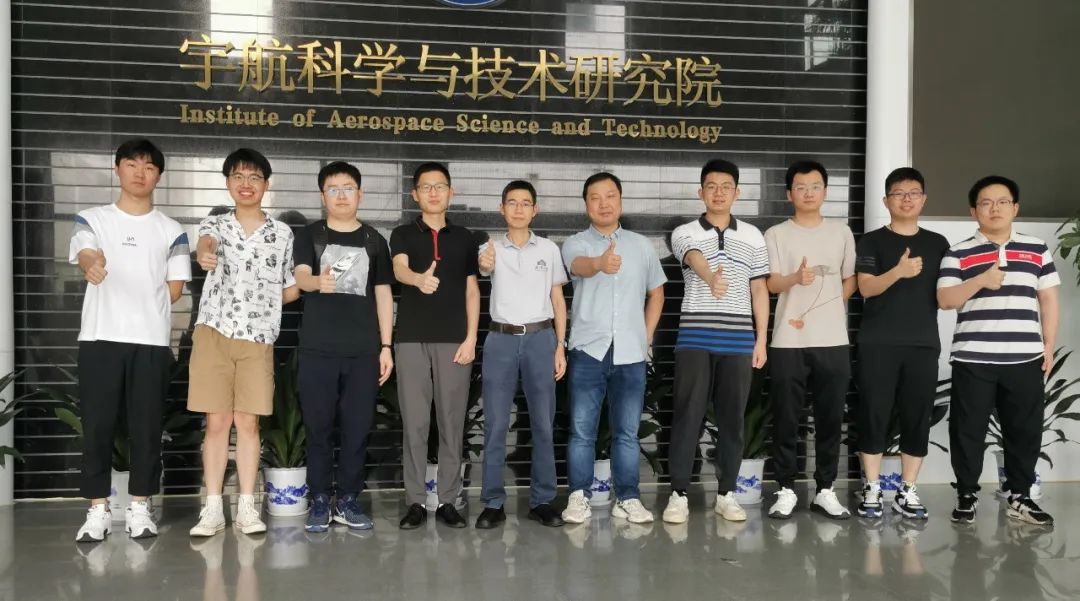 此刻，LuoJia“双子”向全世界开放