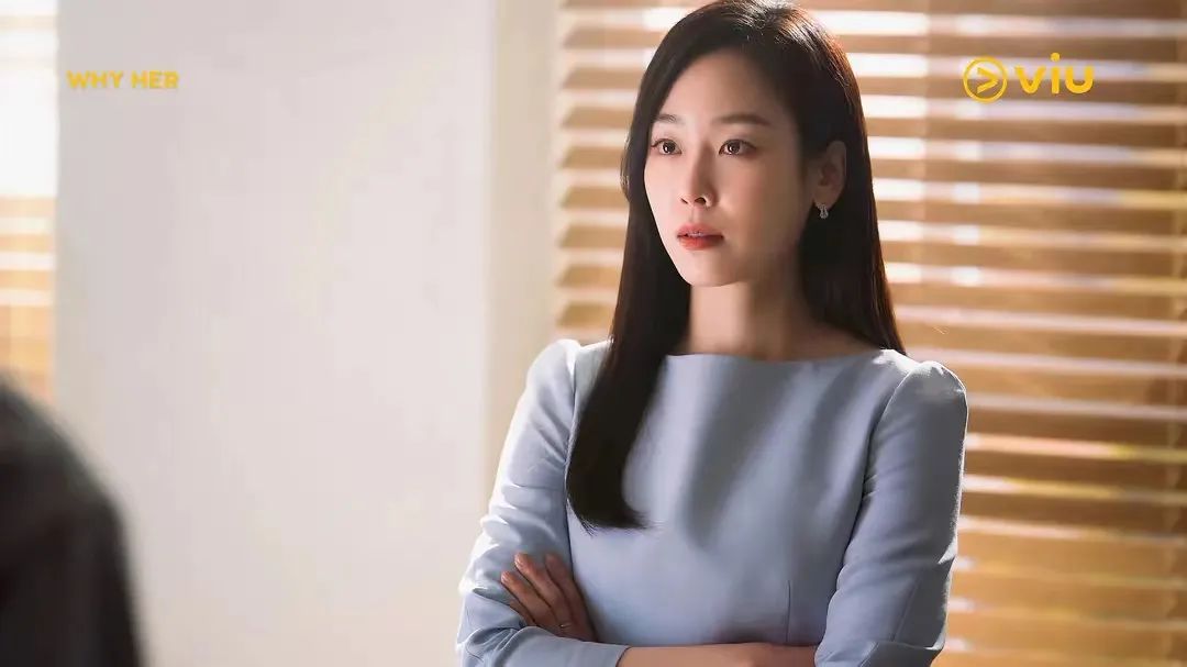 为什么“拽女”律师的美商也这么在线？