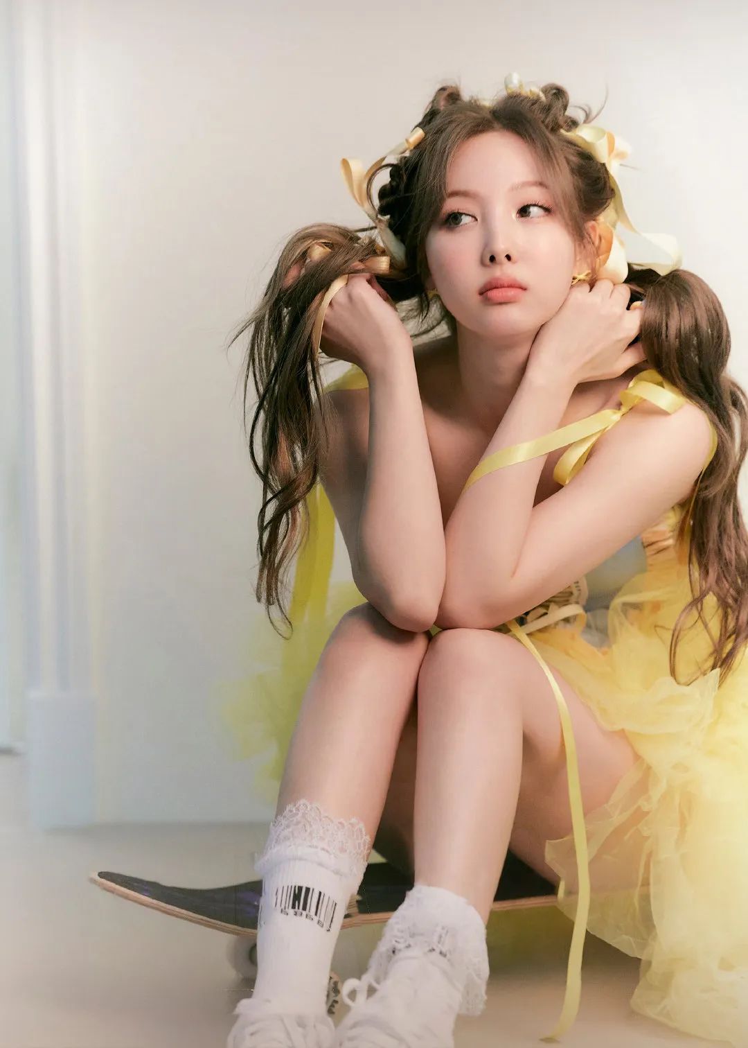 Twice娜琏Solo预告照被指像Jennie？都是欧美风惹的祸