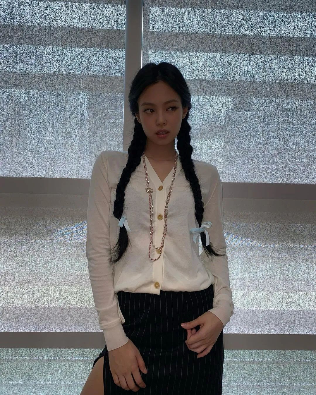 Twice娜琏Solo预告照被指像Jennie？都是欧美风惹的祸