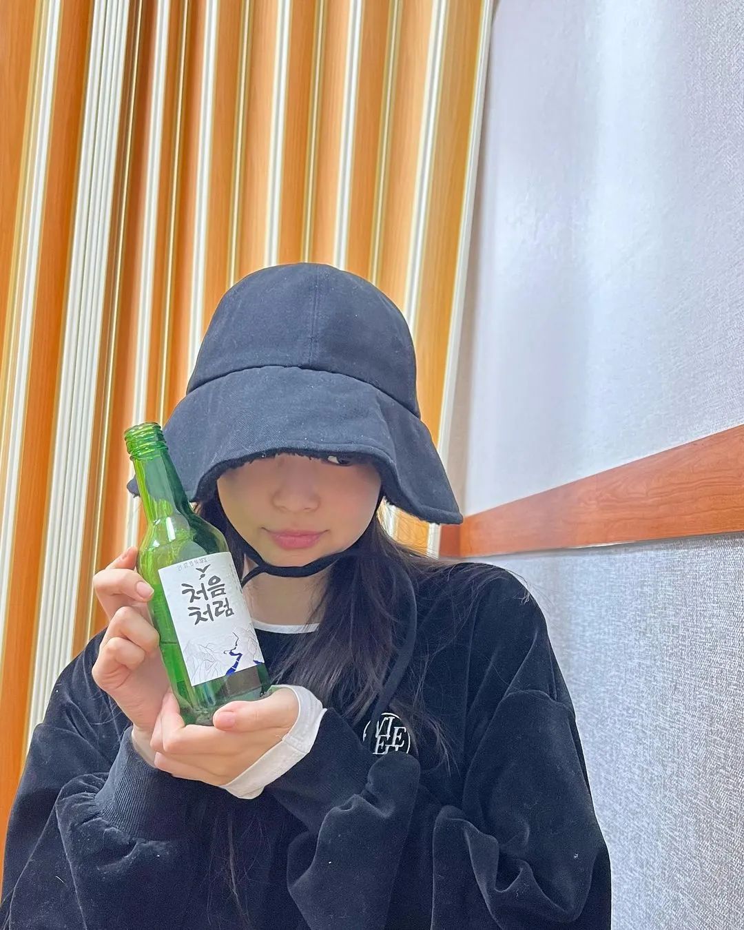 Twice娜琏Solo预告照被指像Jennie？都是欧美风惹的祸