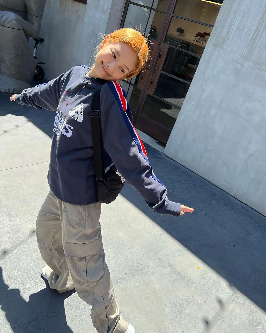 Twice娜琏Solo预告照被指像Jennie？都是欧美风惹的祸