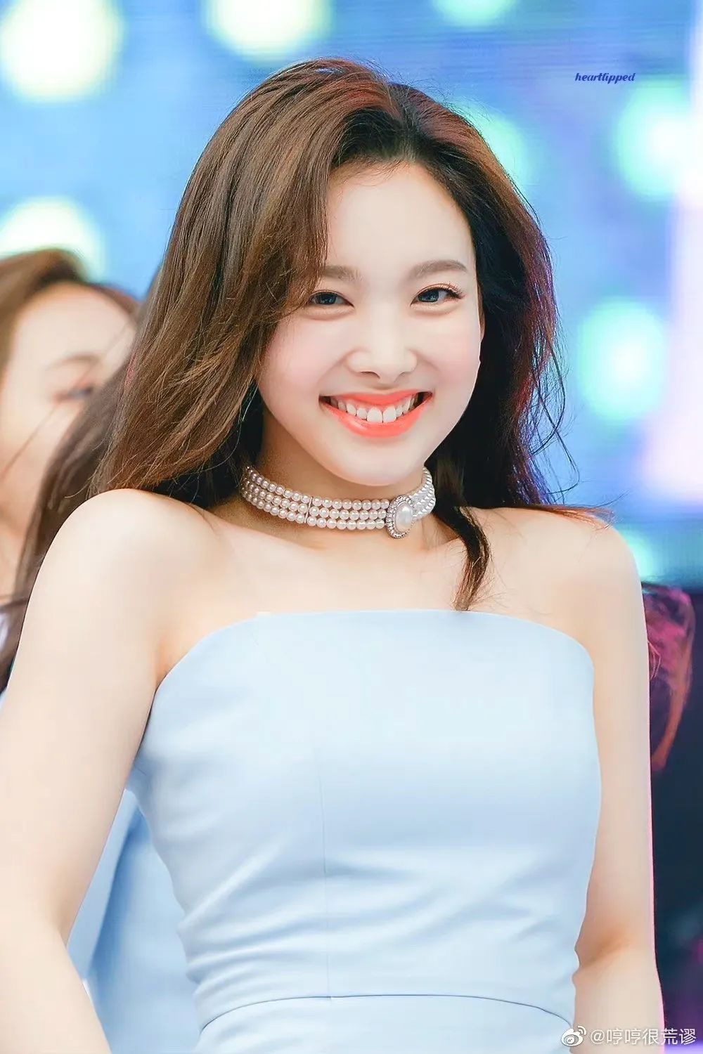 Twice娜琏Solo预告照被指像Jennie？都是欧美风惹的祸