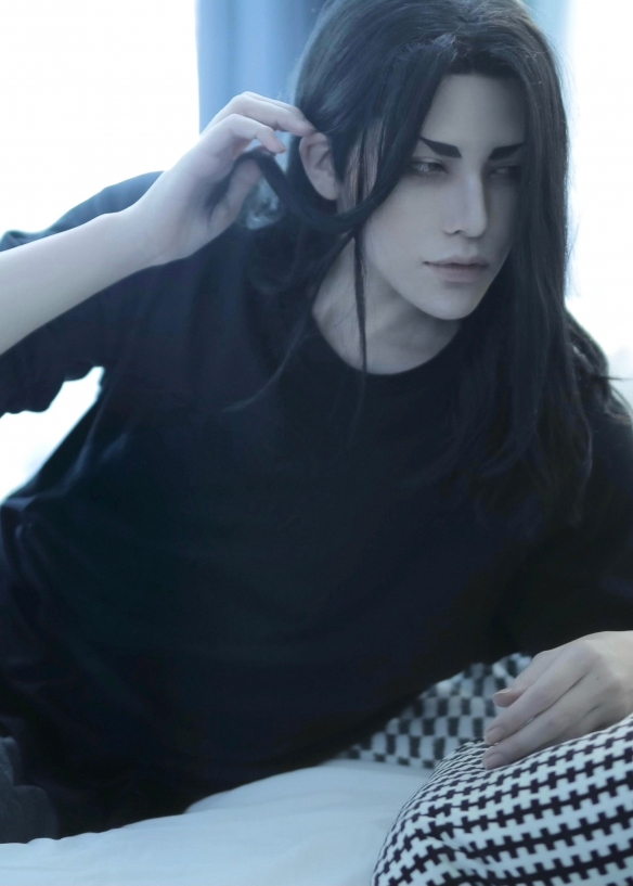 日本的Coser ウィル（@wiru_son）一人分饰两角实在太强啦！-哪边嗨