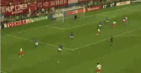 02世界杯韩国意大利裁判是谁（02世界杯意大利vs韩国主裁：我问心无愧，有人给我钱让我说真相）