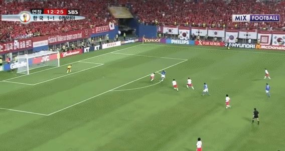 02世界杯韩国意大利裁判是谁（02世界杯意大利vs韩国主裁：我问心无愧，有人给我钱让我说真相）