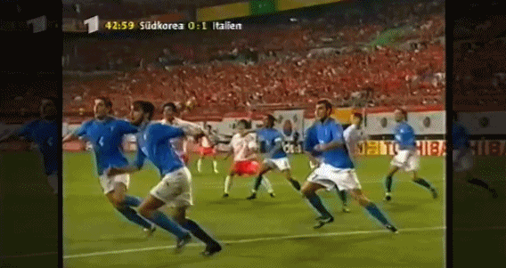 02世界杯韩国意大利裁判是谁（02世界杯意大利vs韩国主裁：我问心无愧，有人给我钱让我说真相）