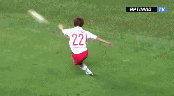 02世界杯韩国意大利裁判是谁（02世界杯意大利vs韩国主裁：我问心无愧，有人给我钱让我说真相）