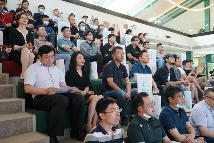 南京商业地产周报 || “2022南京国际消费节·夜之金陵”活动启幕；我市首个改建类保障性租赁住房亮相河西······