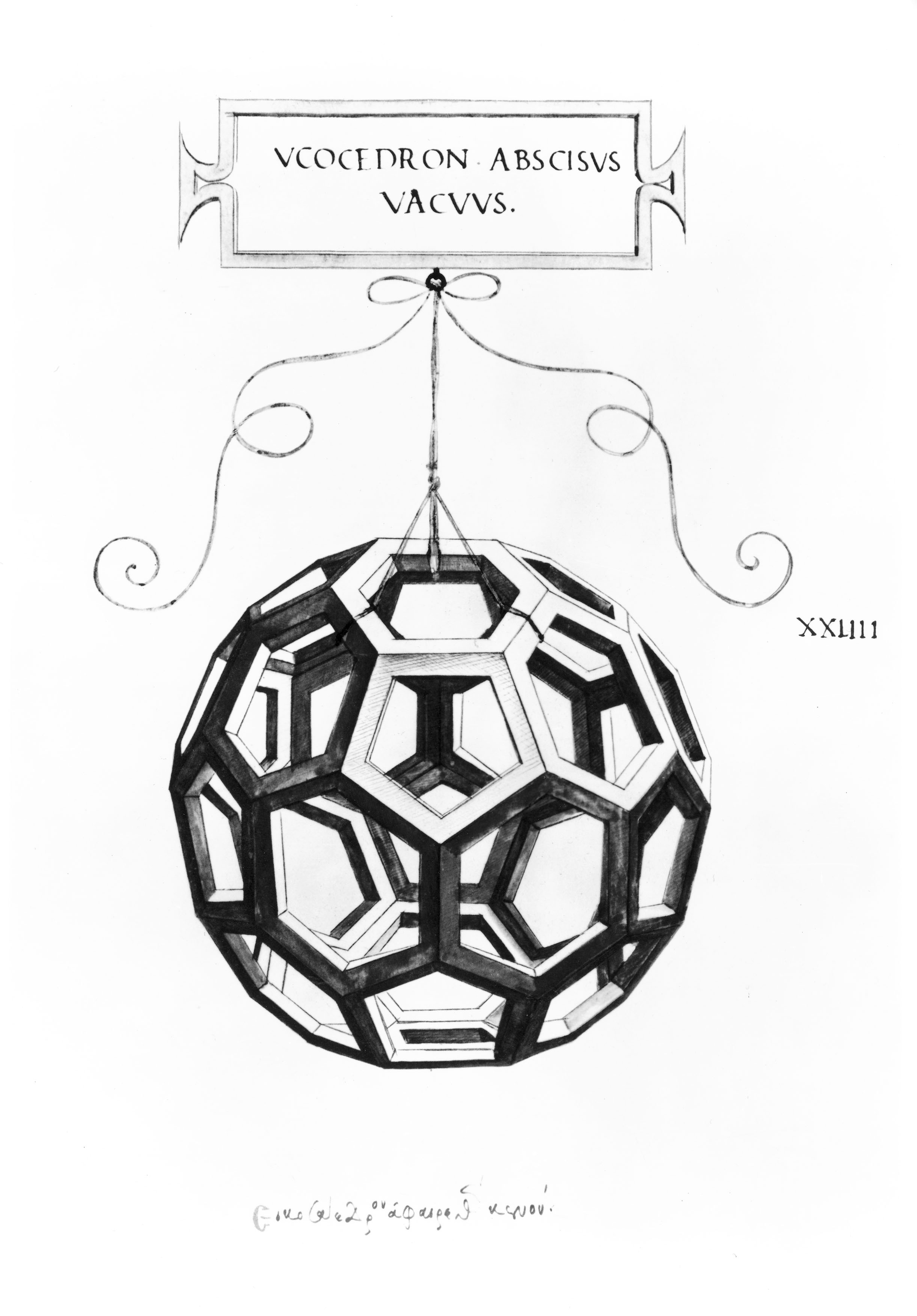 足球平面图六边形(上帝或许不掷骰子，但可能会踢足球｜图片中的数学之美)