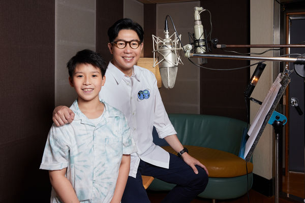 品冠合体9岁儿飙嗓网嗨炸 隔3年返家乡大马狂吃：不减肥了