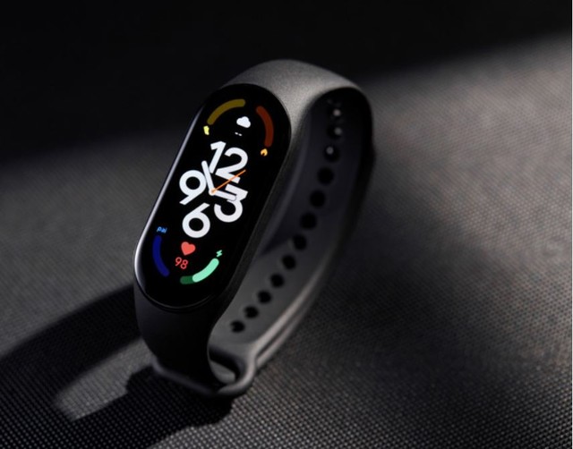 点击组件跳转应用等 小米手环 7 标准版固件更新