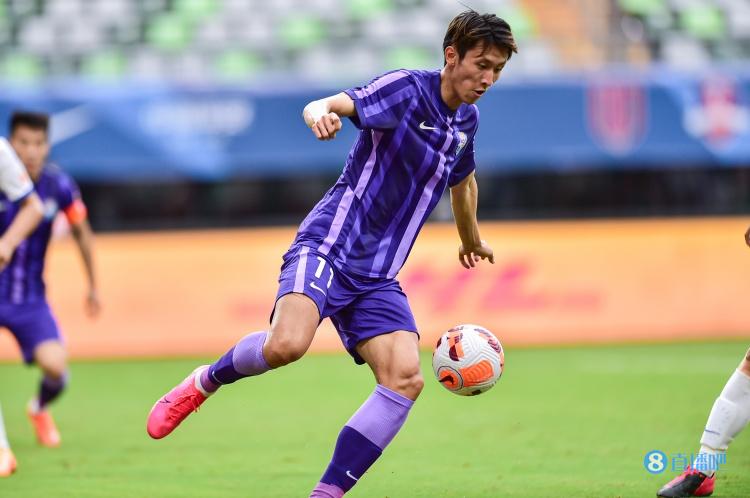 严鼎皓伤势怎么样（谢维军谈严鼎皓犯规：罚下去比较好，我们也拿了张红牌希望平等）-华海博客