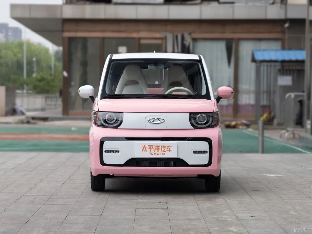 4.75W起，QQ冰淇淋桃欢喜上市！这么可爱的小车，哪个女生能抗拒？