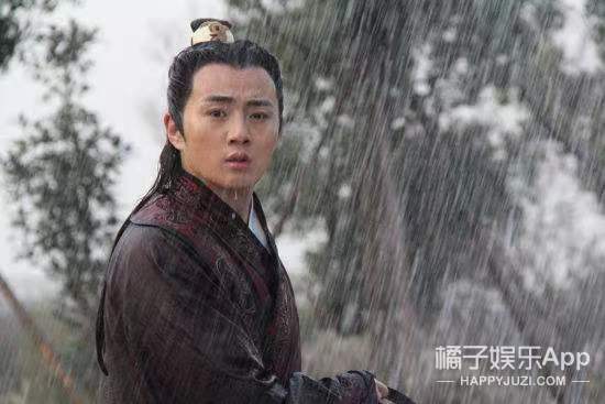 还记得《隋唐英雄》的李世民吗？最近因为刘亦菲又火了？