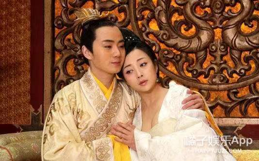 还记得《隋唐英雄》的李世民吗？最近因为刘亦菲又火了？