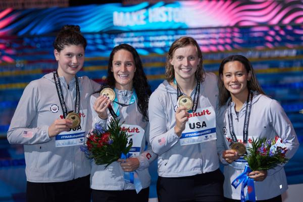 世界游泳錦標(biāo)賽決賽（游泳世錦賽：美國隊(duì)獲女子4X200米自由泳接力冠軍）